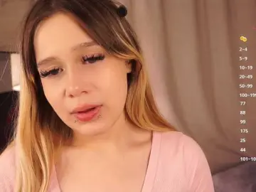 Bongacams Free Porn Cam of loveaudirs