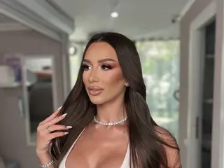 JuliaQuinn