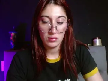 Bongacams Free Live Porn of Red-moonn