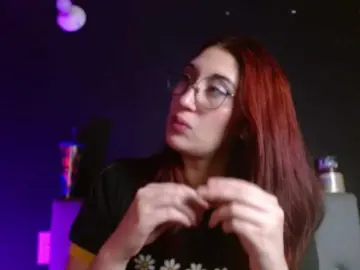 Bongacams Adult Video Chat of Red-moonn