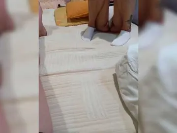 Bongacams Free Porn Cam of Cottoncandy1-1