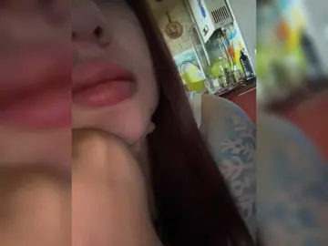 Bongacams Nude Webcam of tipi777