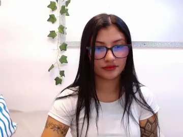 Bongacams Free Live Porn of louisk2