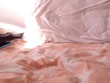 Bongacams Sex Cam of quenn-squirtanal