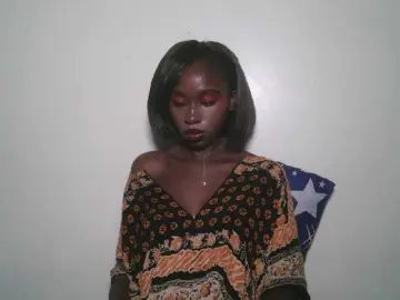 Bongacams Free Live Porn of Sexxytrinityy