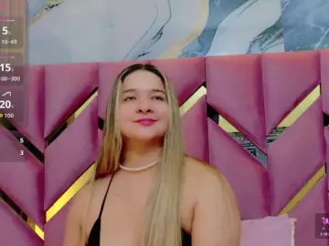Bongacams Sex Cam of collegepawglovedaddy