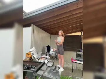 Bongacams Best live sex cam show of CurvyWoman-