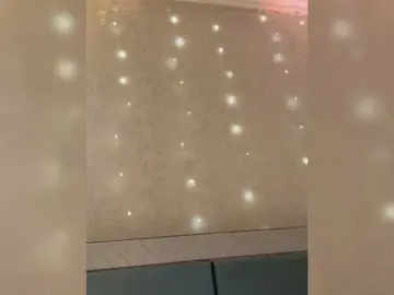 Bongacams Nude Webcam of KissMec