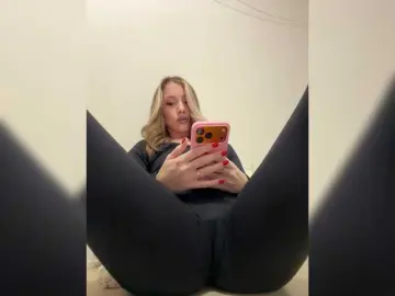 Bongacams Sex Chat of Crystal1-1
