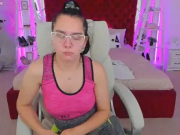 Bongacams Watch Live Sex Cams of Livia-Shy