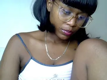 Bongacams Watch Live Sex Cams of MDIVAH