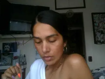 Bongacams Nude Webcam of JuanaBrunette