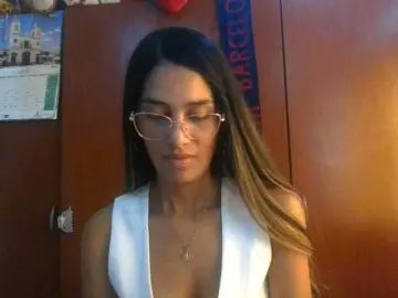 Bongacams Adult Webcam of JuanaBrunette