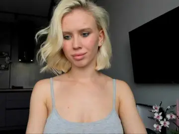 Bongacams Nude Webcam of Sunlovv