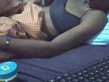 Bongacams Watch Live Sex Cams of Luci-anna
