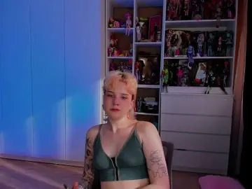 Bongacams Best live sex cam show of Cool-Love