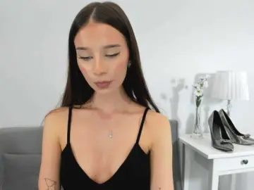 Bongacams Watch Live Sex Cams of EmilyDirty