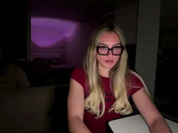 Bongacams Sex Cam of MissyKissy