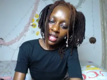 Bongacams Sex Cam of QueenAria