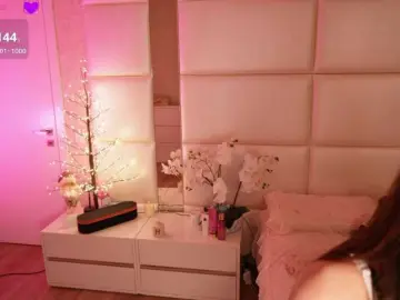 Bongacams Live Sex Cam of LilyColins