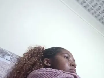 Bongacams Sex Cam of BadLilDoll