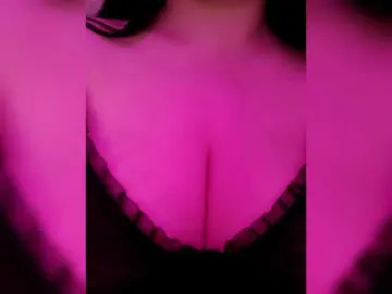 Bongacams Adult Webcams of YennSI