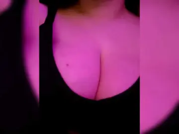Bongacams Best live sex cam show of YennSI