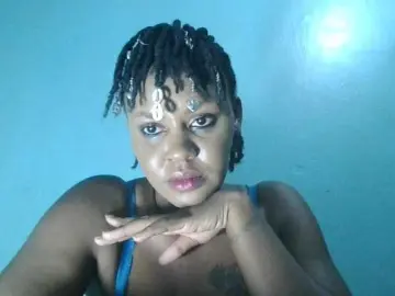 Bongacams Adult Webcam of Whiteluna-04