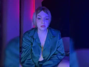 Bongacams Free Live Porn of Avrora-min0