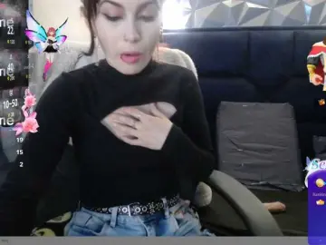 Bongacams Watch Live Sex Cams of -yuyi