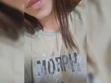 Bongacams Adult Webcam of TenderBerry