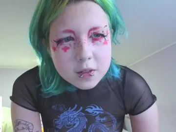 Bongacams Best live sex cam show of LittleKittenStar