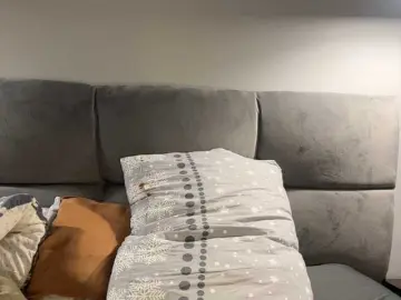 Bongacams Private Sex Chat of babyymommyanddadyy