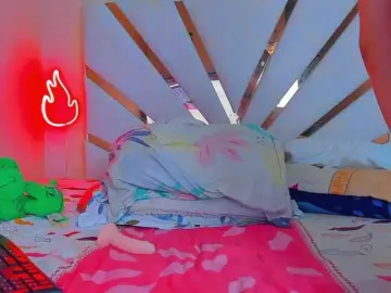 Bongacams Watch Live Sex Cams of AmyAndAlex