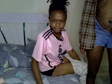 Bongacams Live Porn of CozyCoupleVibes