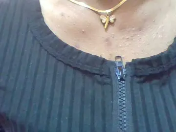 Bongacams Live Sex Cam of Elyah1a