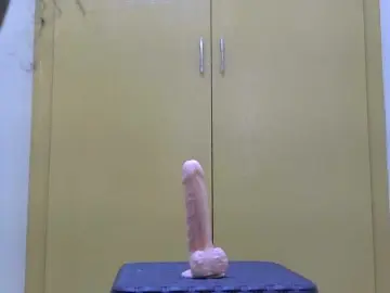 Bongacams Watch Live Sex Cams of Riccara