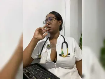 Bongacams Watch Live Sex Cams of RegiCorleone