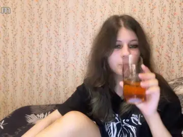 Bongacams Free Porn Cam of Crystal-Porn-Love
