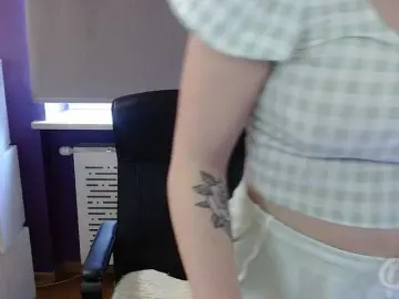 Bongacams Watch Live Sex Cams of soft-zoey