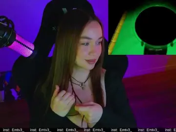 Bongacams Private Sex Chat of Emili1-