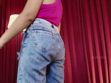 Bongacams Live Sex Cam of Sharlotte-1