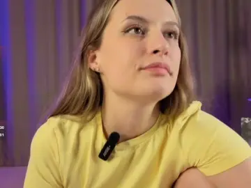 Bongacams Live Sex Cam of Mari8mira