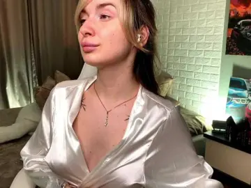 Bongacams Watch Live Sex Cams of x-----x