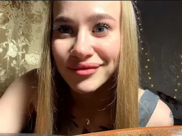 Bongacams Sex Cam of ElenaGrams
