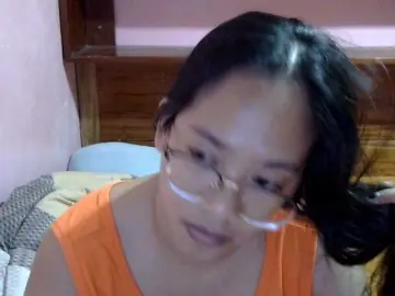 Bongacams Sex Cam of MystiqueMiss