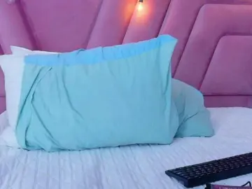 Bongacams Free Porn Cam of NaughtyMommyy