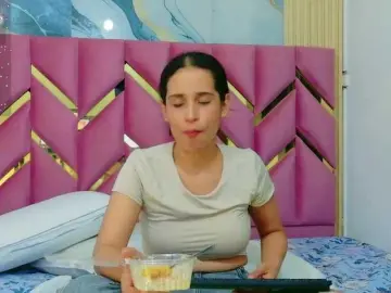 Bongacams Live Sex Cam of NaughtyMommyy