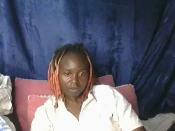 Bongacams Live Porn of freakcurvy8