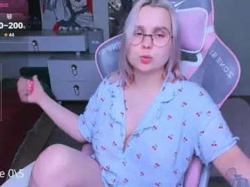 Bongacams Adult Webcam of hellfire-club